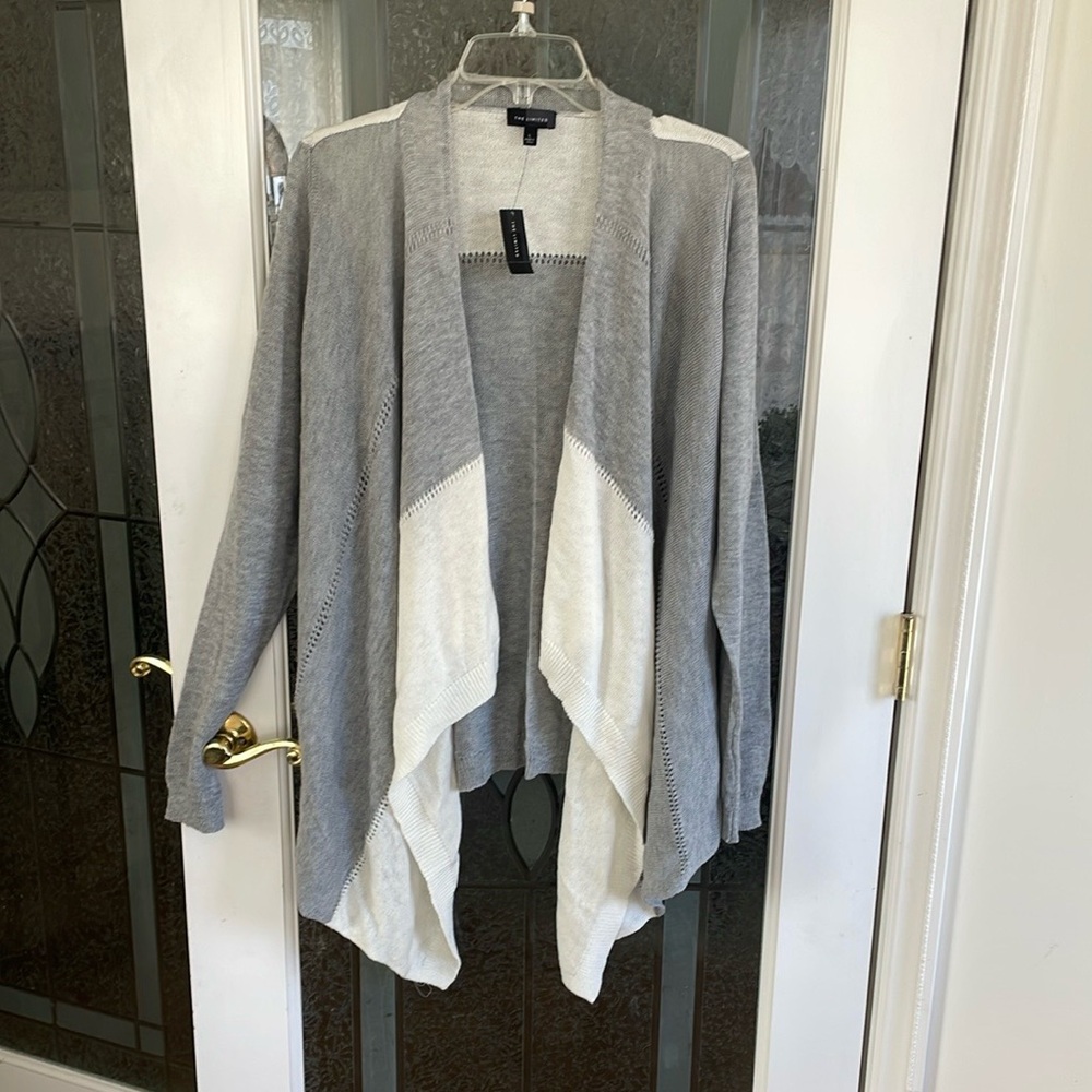 New The Limited Open Front Flowy Cardigan
